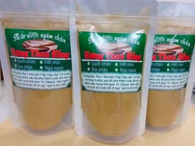 thảo dược ngâm chân hương than hồng